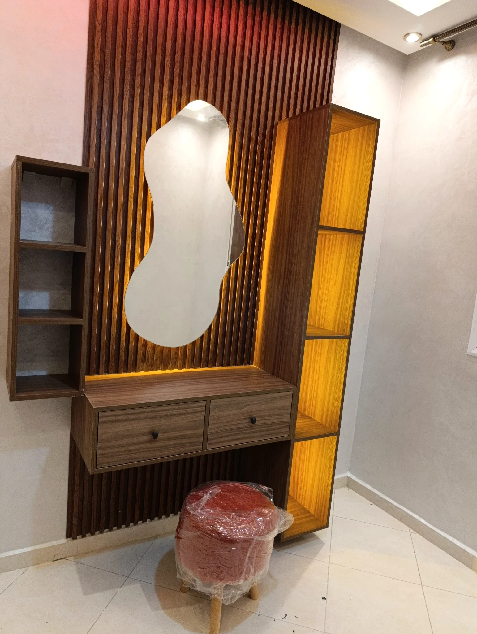 Coiffeuse sur mesure Dekori